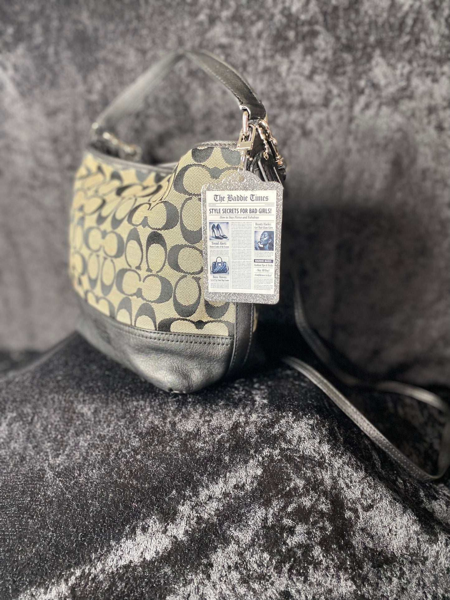 The Baddie Times™ Statement Hang Tag