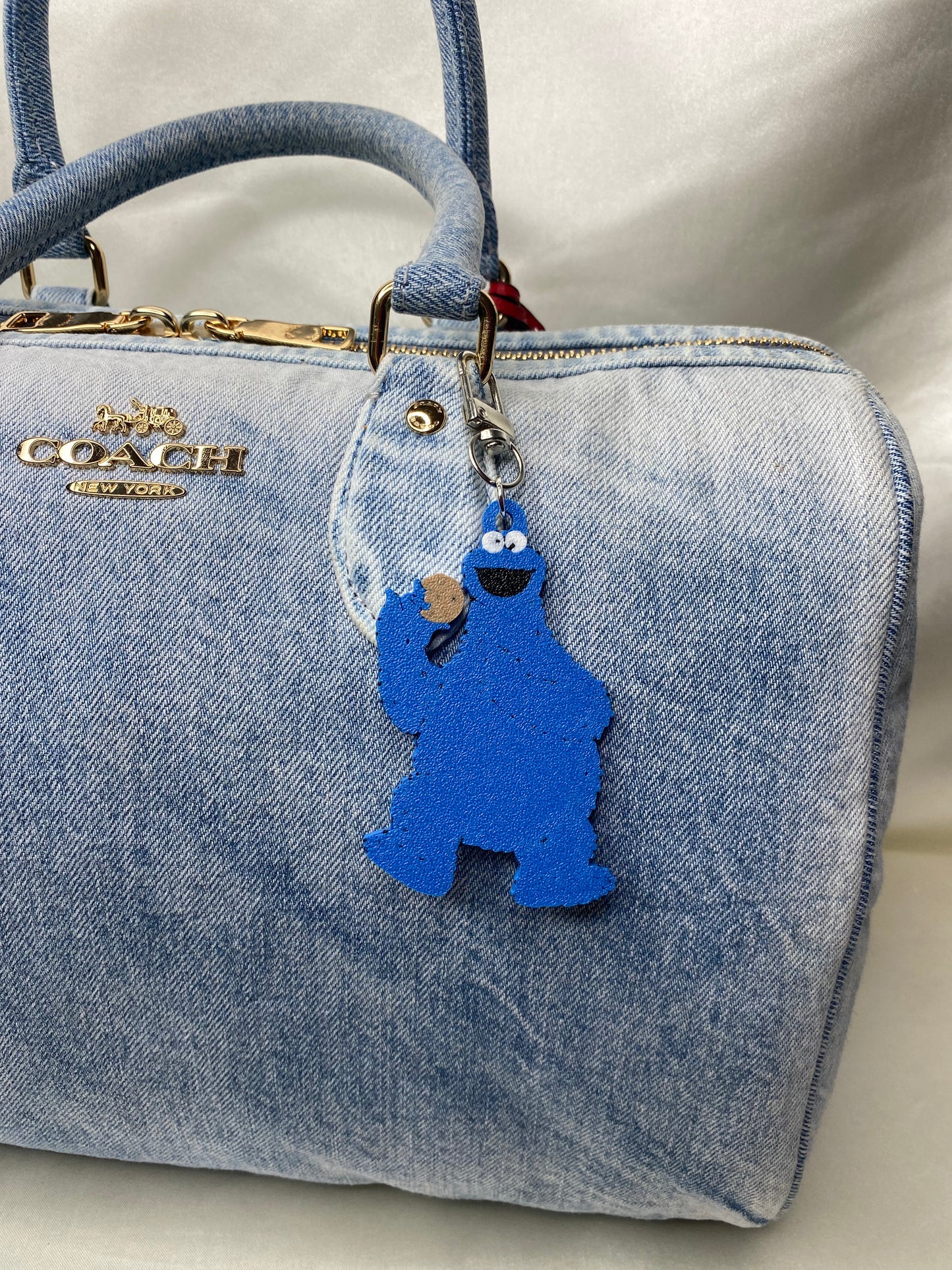 Cookie Monster–Inspired Blue Buddy Bag Charm