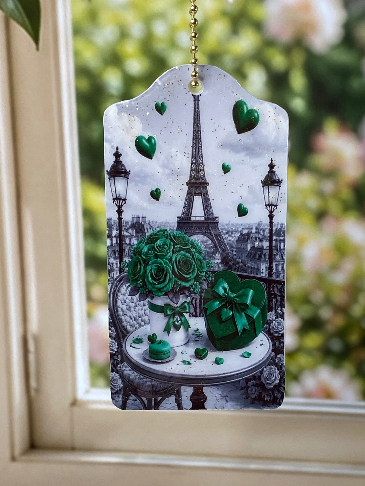 Parisian Romance Hang Tag